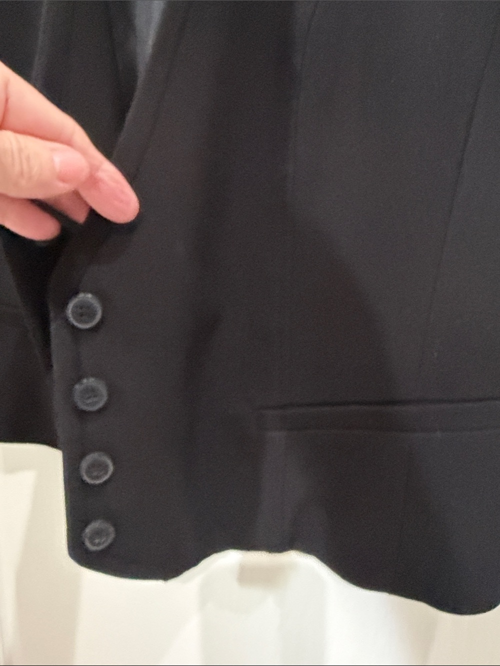 New York and Company size 16  Women's Tailored black Vest with Buttons NWT - Picture 4 of 5